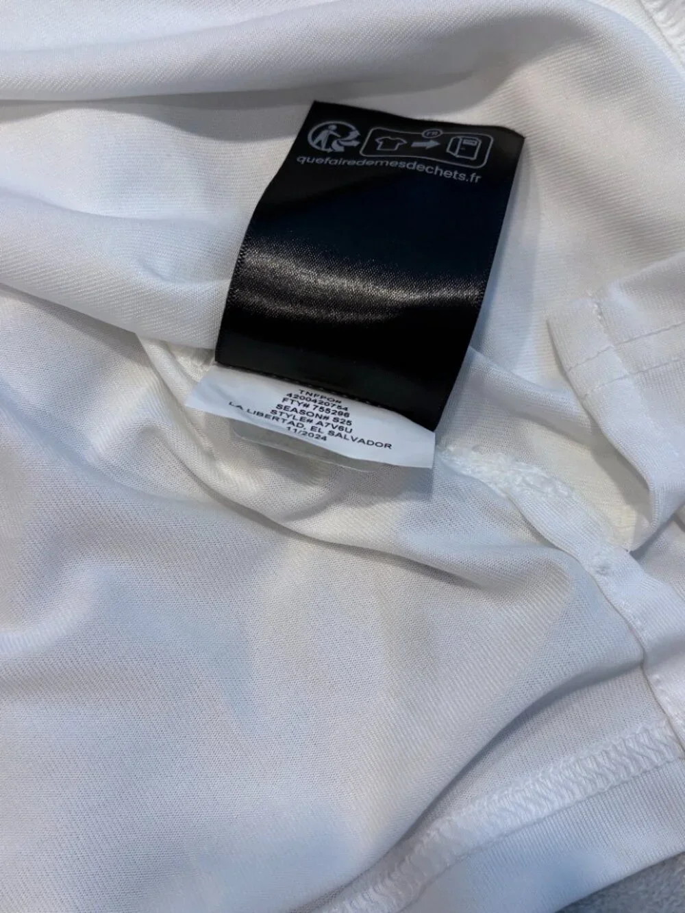 The North Face FlashDry Long Sleeve Medium